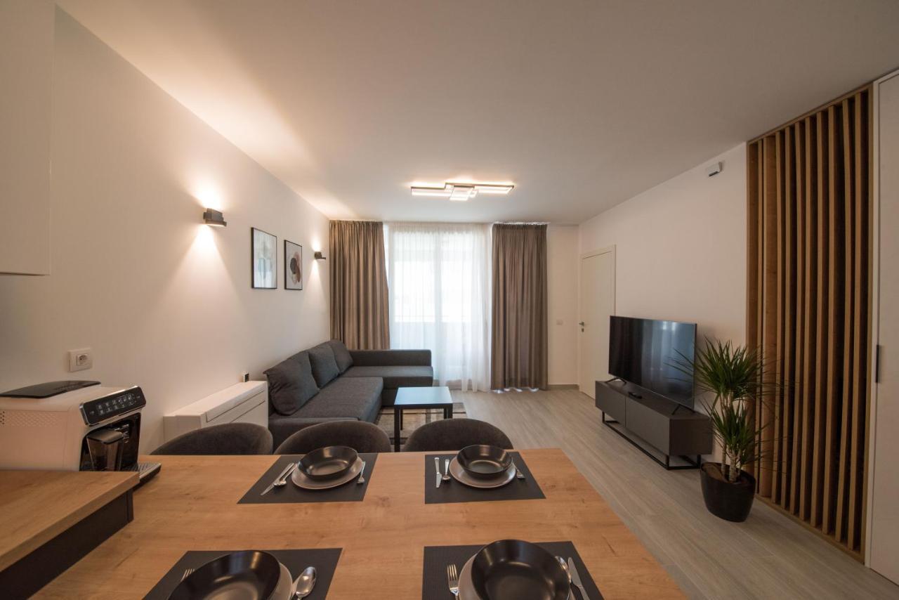 Apartment Astra زادار المظهر الخارجي الصورة